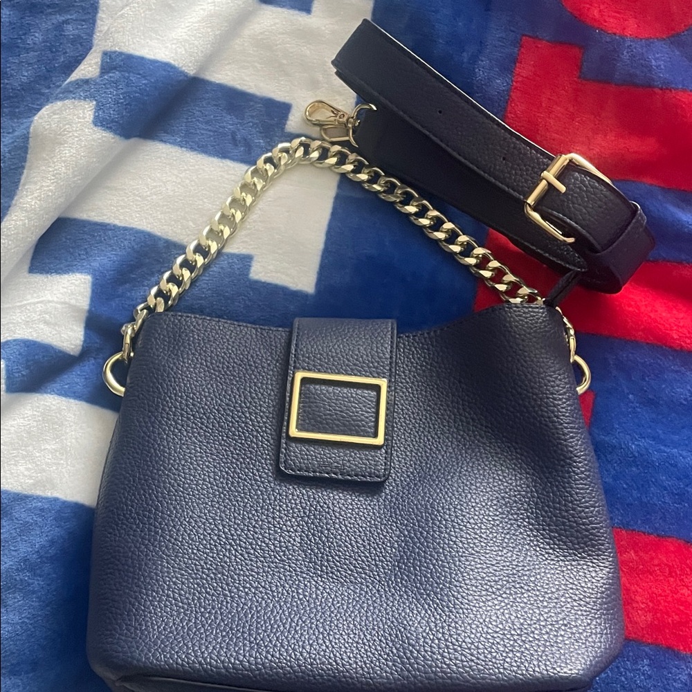 Elegant Navy Blue Women's Bag with Gold Chain